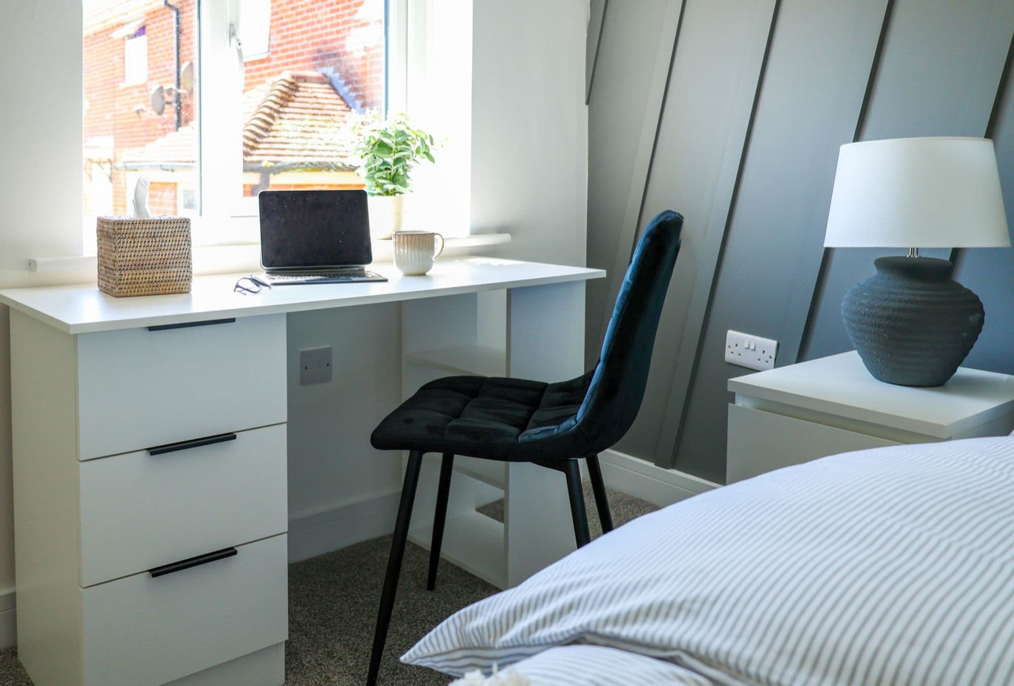 Bedroom 5-1-2