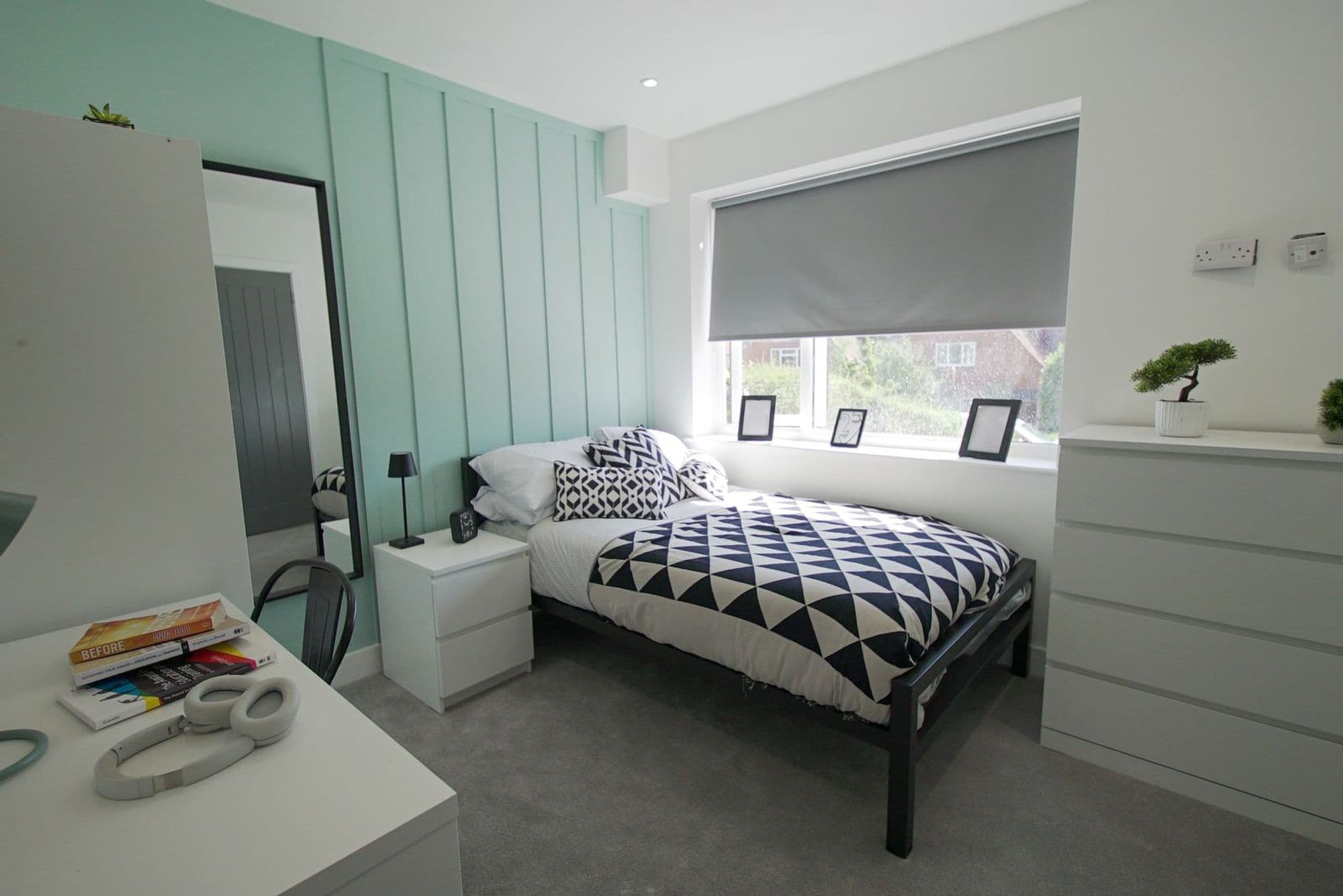 16 CROMWELL ROAD-43